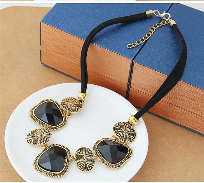 Women's Retro Jewelry Black Rope Chain Choker Necklaces Women Resin Stone Pendant Necklace Maxi Colar Necklaces
