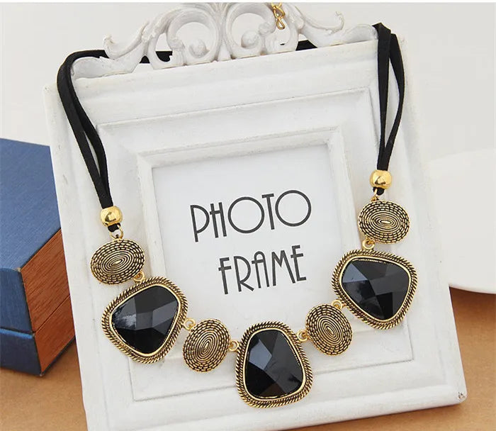 Women's Retro Jewelry Black Rope Chain Choker Necklaces Women Resin Stone Pendant Necklace Maxi Colar Necklaces