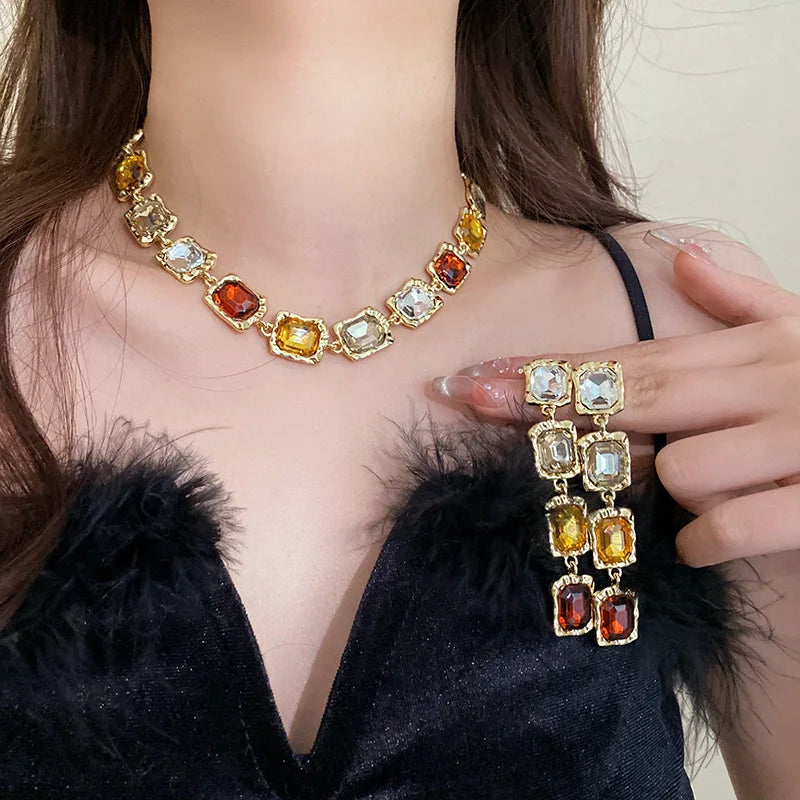 3 Pieces Ladies Crystal Jewelry Set Fashionable Versatile High-End Collarbone Chain for Party And Banquet