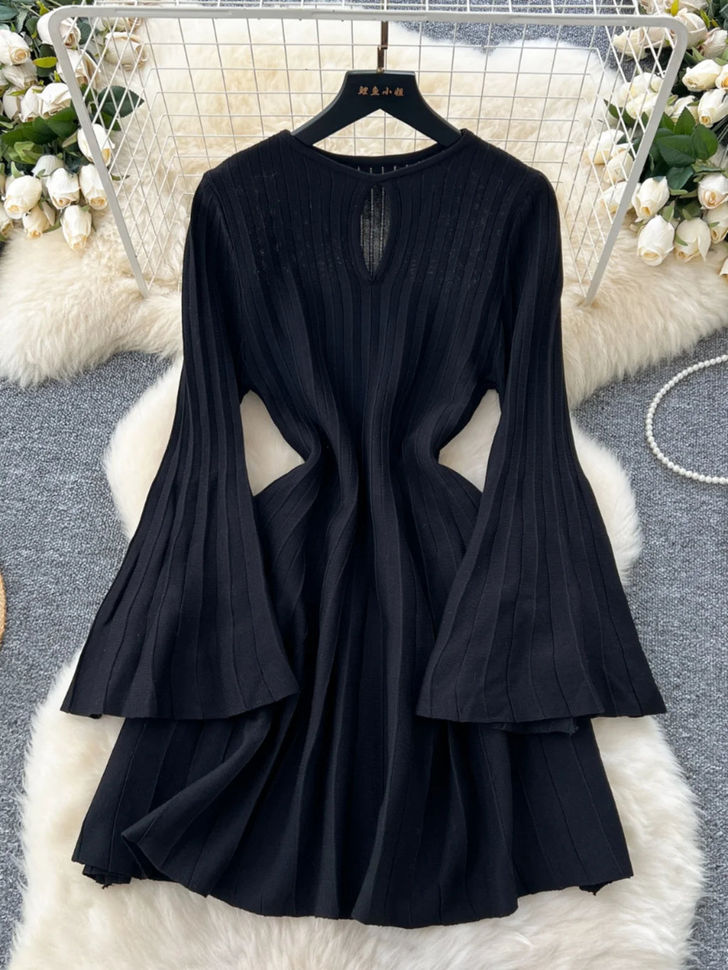 Ele Knitted Dr Hollow Out Round Neck Bell Sleeve A-Line Sweater Dress High Waist Slimming Midi Dress Autumn Fashion