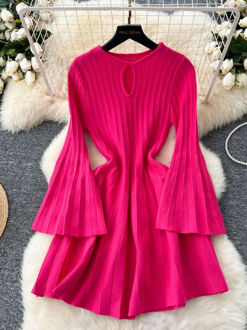 Ele Knitted Dr Hollow Out Round Neck Bell Sleeve A-Line Sweater Dress High Waist Slimming Midi Dress Autumn Fashion