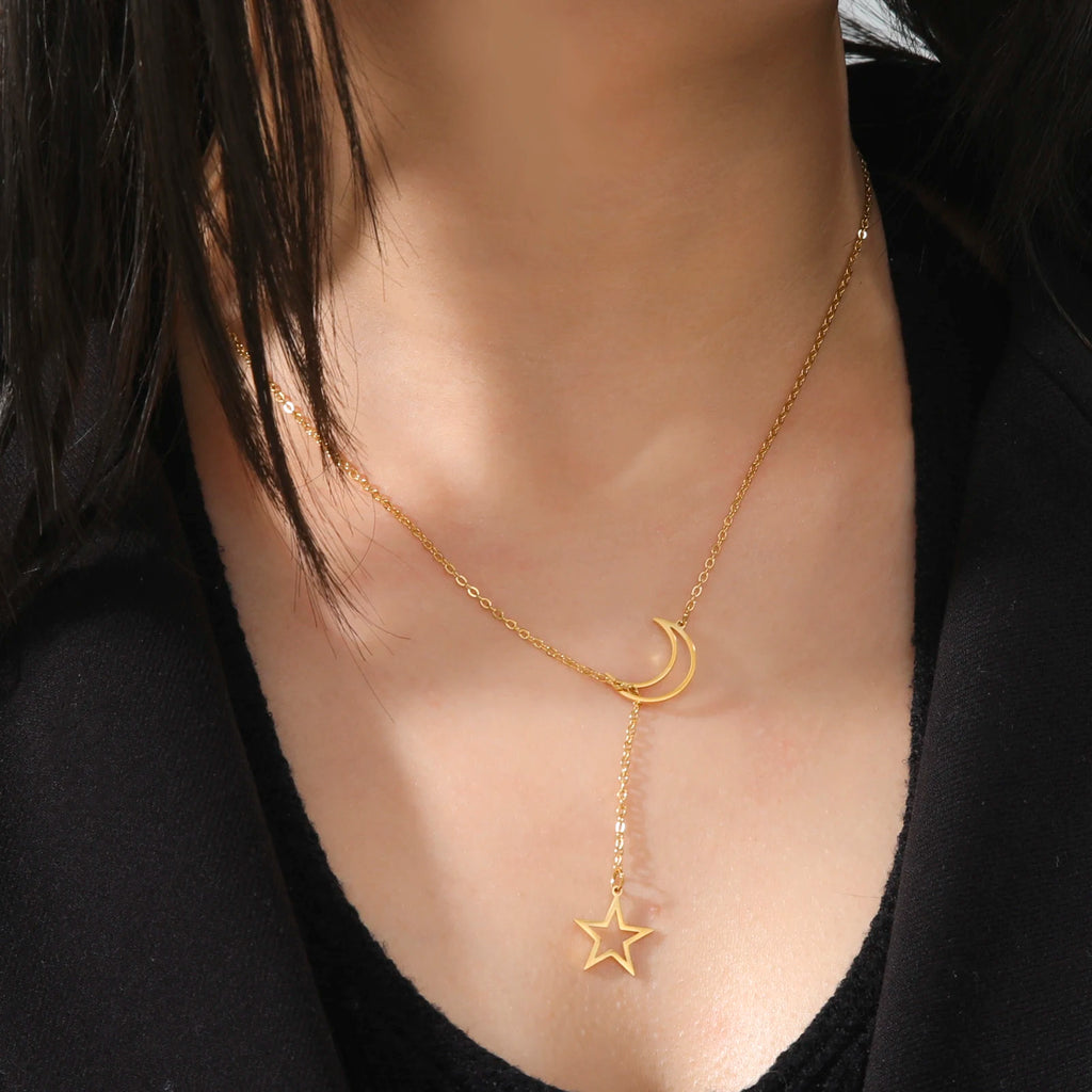 Skyrim Fashion Moon Star Pendant Necklace for Women Girls Stainless Steel Gold Color Necklaces Collier Party Jewelry Gifts 2025