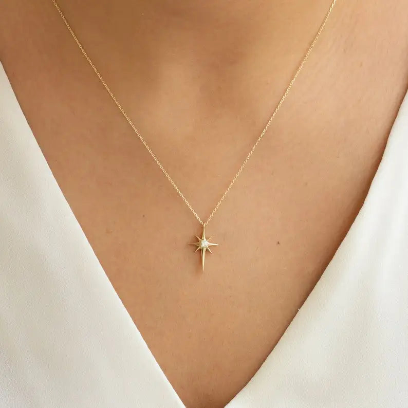 QIAMNI Pentagram Compass North Star Pendant Necklace for Women Men Chain Collar Travel Jewelry Statement Collier Gift Choker