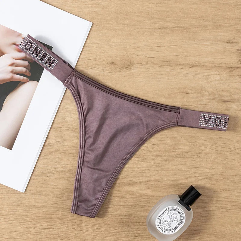 Erotic Thong Panties Female Lust Wind Traceless Ice Silk Ladies T Pants Hot Diamond Sexy Hot Briefs Female Panties Women