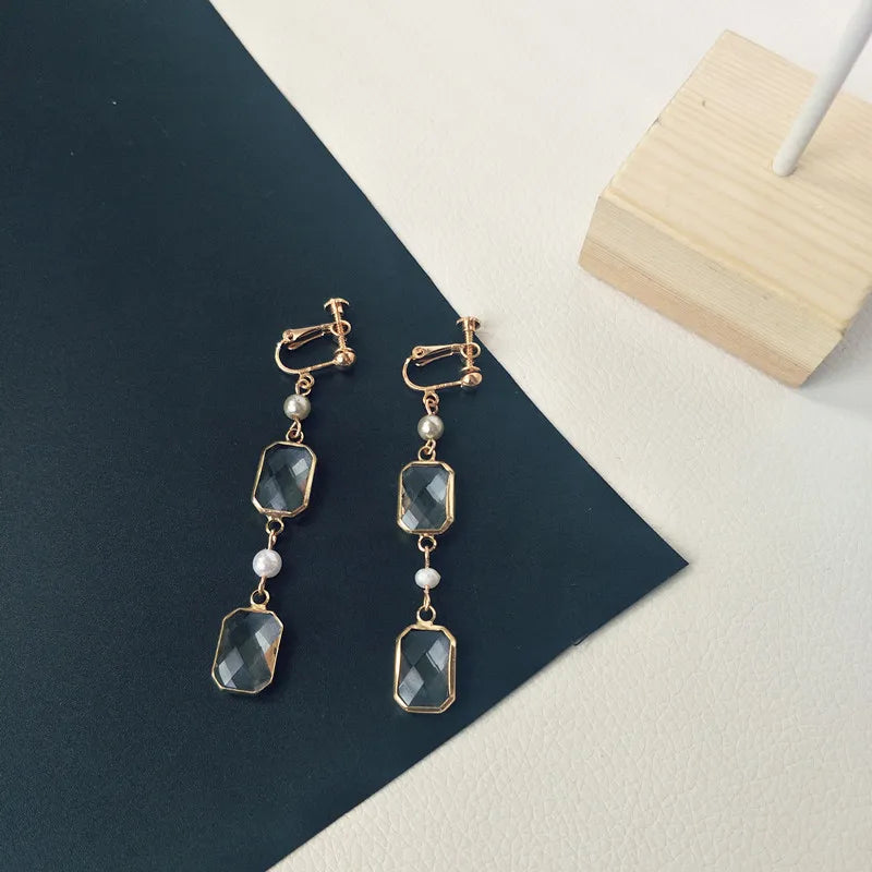 French Women Elegant Transparent Round and Square Crystals Resin Geometric Clip Earrings No pierced ear clip boucle d'oreille