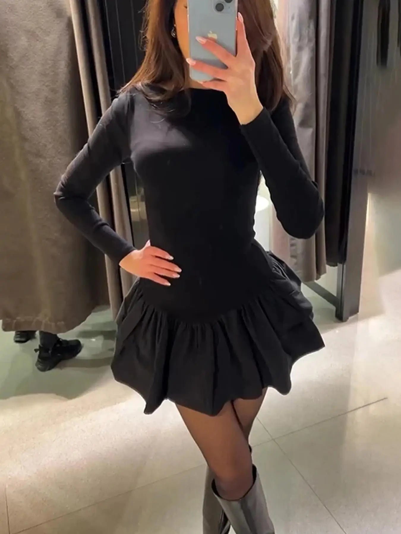 Women's Fashion Solid Tiered Ruffle A-Line Dress, Spring Elegant O-Neck Slim Fit Mini Dress, Autumn Long Sleeve Simple Boho Dresses