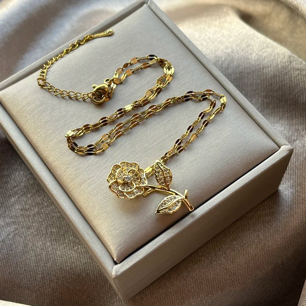 Collier Femme Stainless Steel Long Chain Collier Crystal Rose Flower Statement Necklace Women Jewelry Maxi Choker